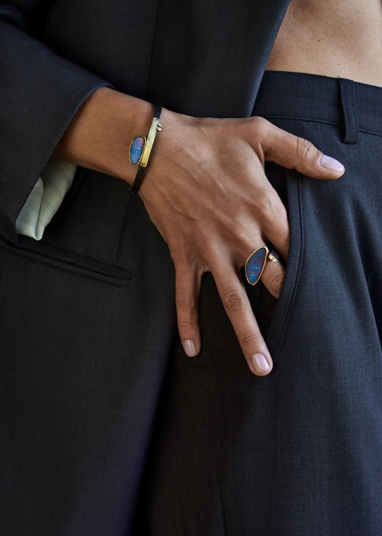 Los pendientes artesanales ganan protagonismo en las nuevas tendencias de moda